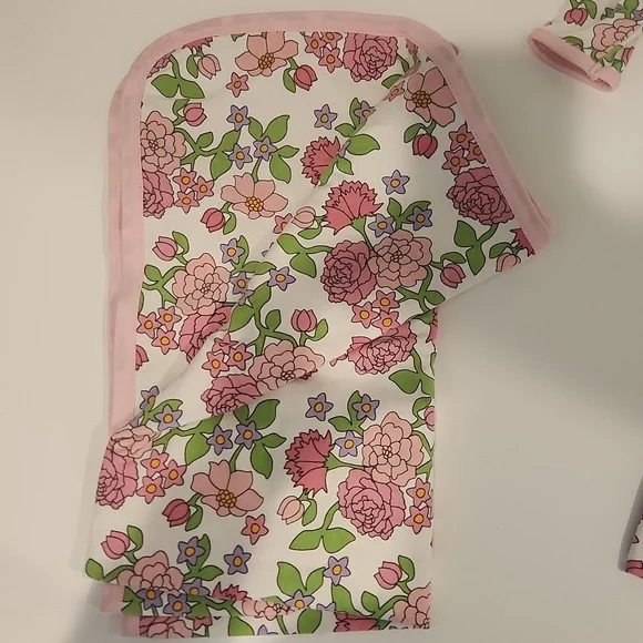 Monica + Andy Baby Pajamas Set - Picture 7 of 7